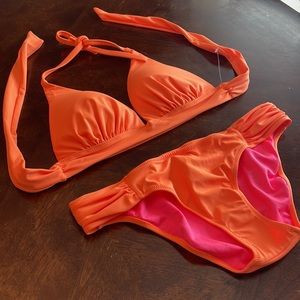 👙Victoria’s Secret Bikini - NEW - halter top + bikini bottoms